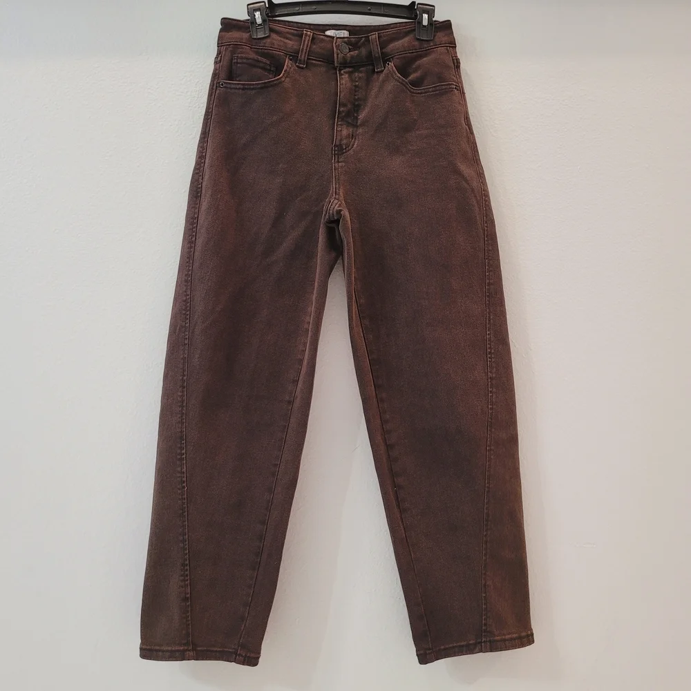Time and Tru Women's High-Rise Barrel Jeans Size 8